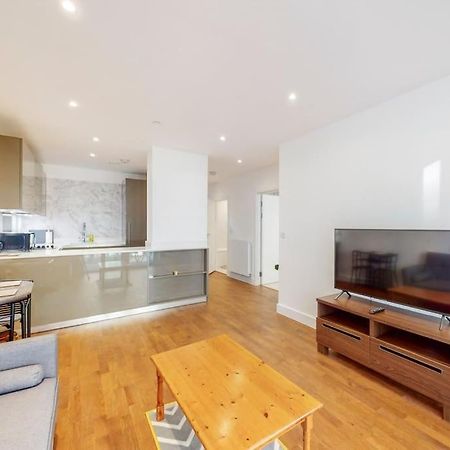 Lovely 1 Bedroom In Royal Arsenal Riverside Londra Exterior foto